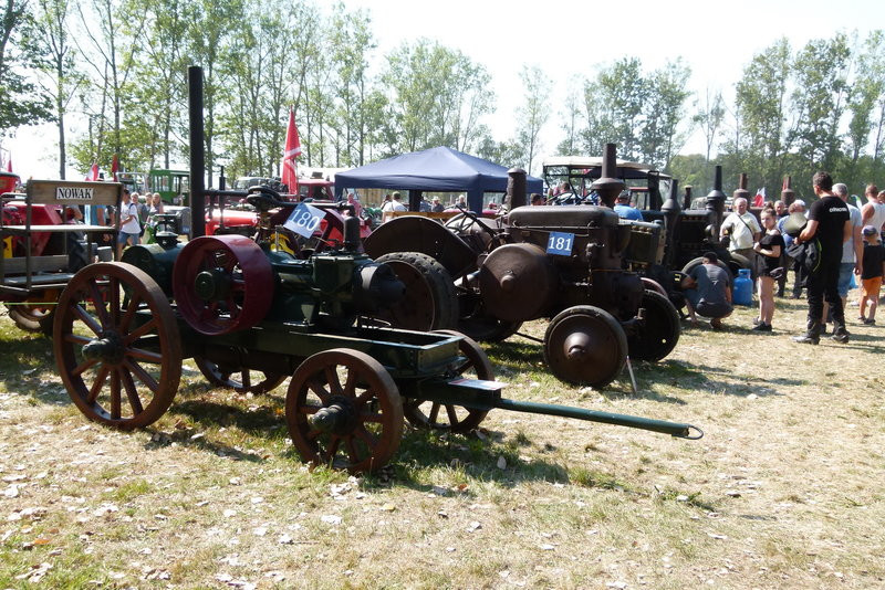 Traktorowy festiwal w Wilkowicach trwa (zdjęcia)