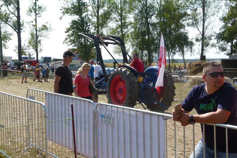 Traktorowy festiwal w Wilkowicach trwa (zdjęcia)