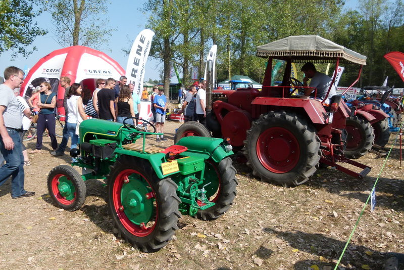 Traktorowy festiwal w Wilkowicach trwa (zdjęcia)