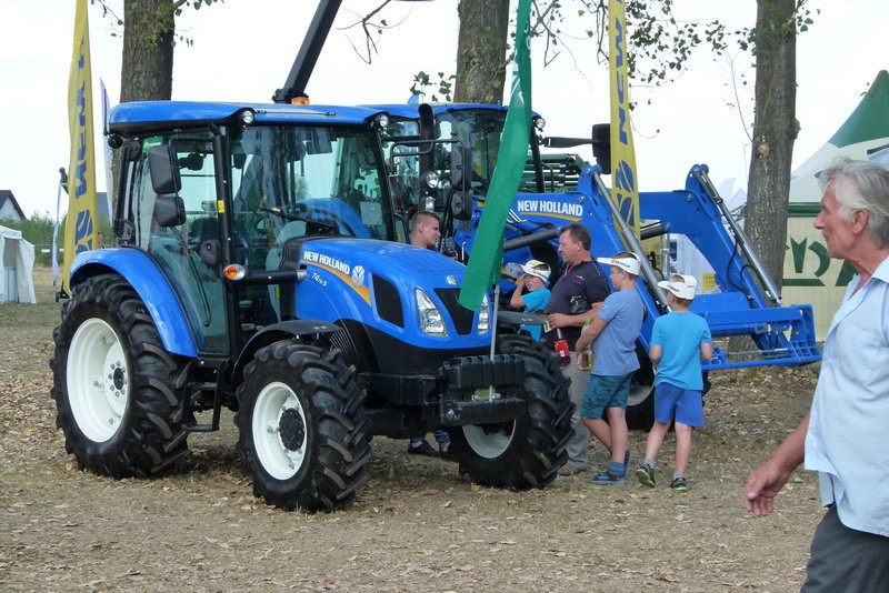 Traktorowy festiwal w Wilkowicach trwa (zdjęcia)