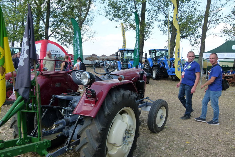 Traktorowy festiwal w Wilkowicach trwa (zdjęcia)