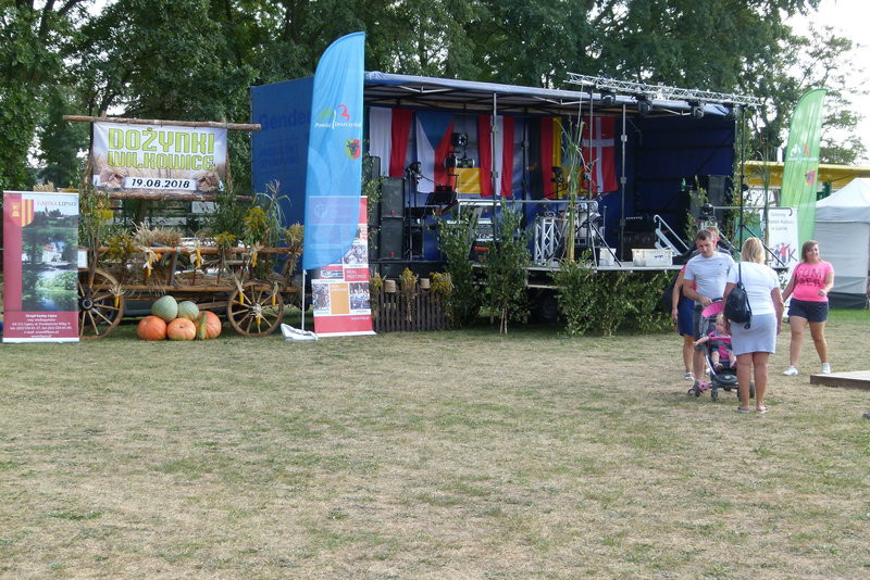 Traktorowy festiwal w Wilkowicach trwa (zdjęcia)