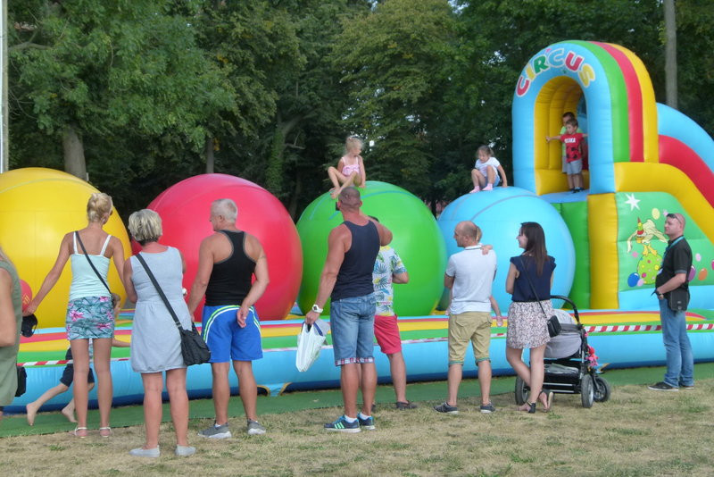 Traktorowy festiwal w Wilkowicach trwa (zdjęcia)