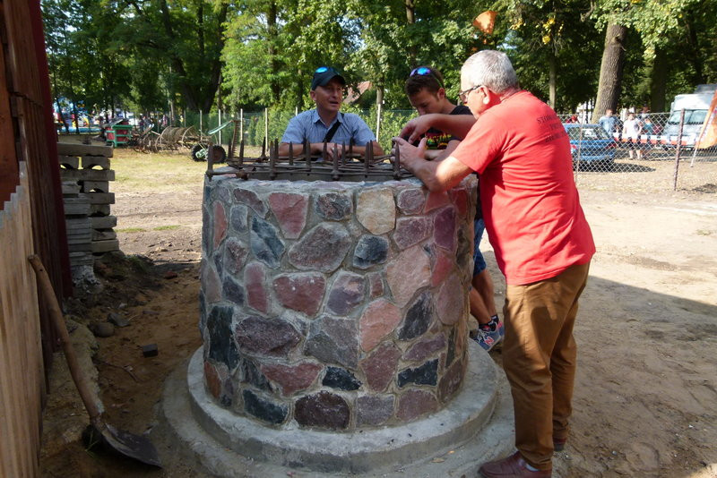 Traktorowy festiwal w Wilkowicach trwa (zdjęcia)