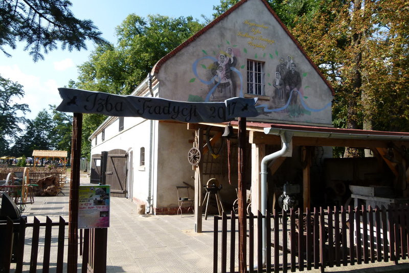 Traktorowy festiwal w Wilkowicach trwa (zdjęcia)