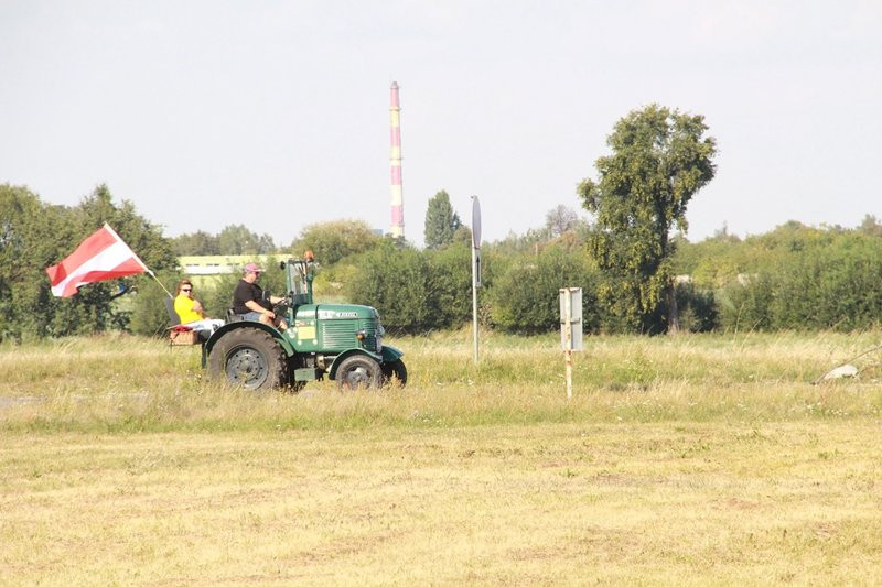 Piloci boeingów w tym tygodniu latają w Lesznie (zdjęcia)