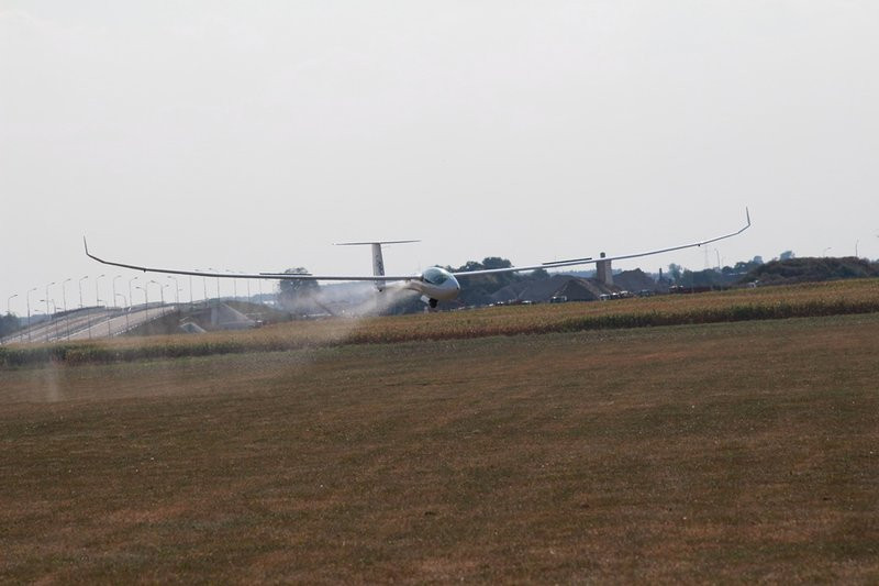 Piloci boeingów w tym tygodniu latają w Lesznie (zdjęcia)