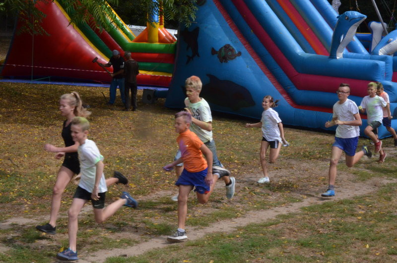 X Bieg Borków na kolorowo (zdjęcia)