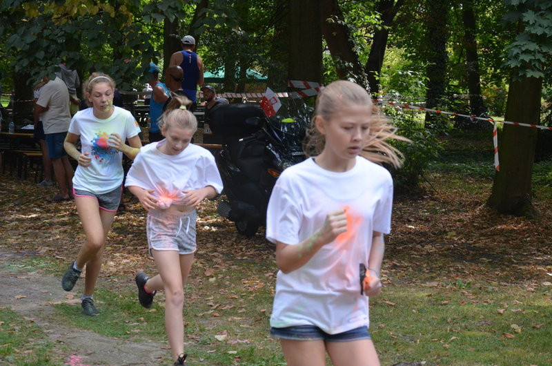 X Bieg Borków na kolorowo (zdjęcia)