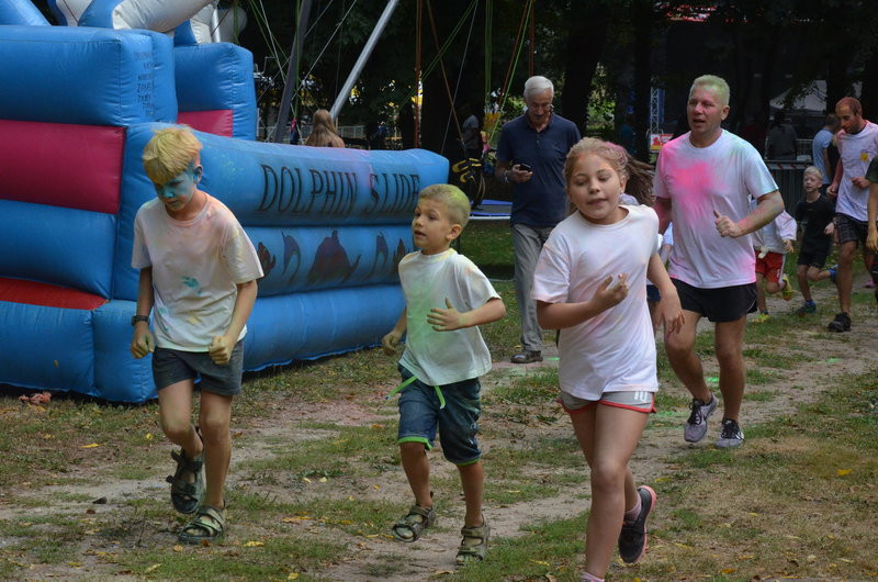 X Bieg Borków na kolorowo (zdjęcia)