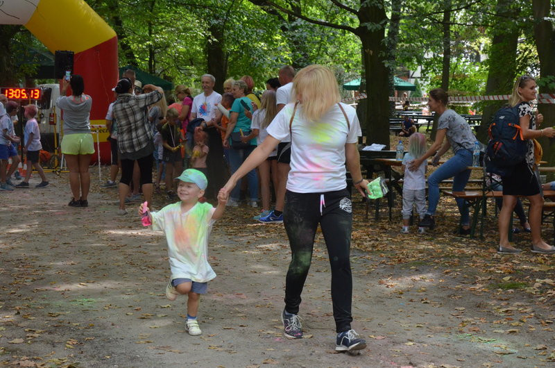 X Bieg Borków na kolorowo (zdjęcia)