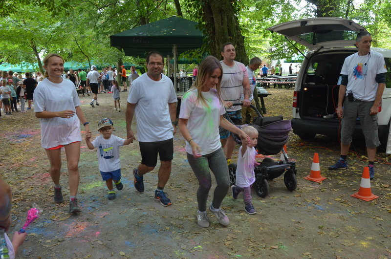 X Bieg Borków na kolorowo (zdjęcia)