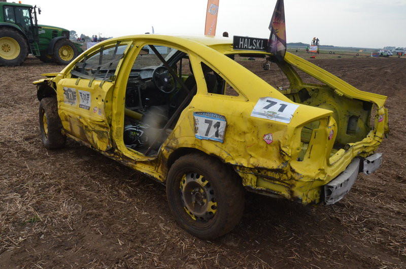 W sobotę samochody, w niedzielę biegacze (zdjęcia)