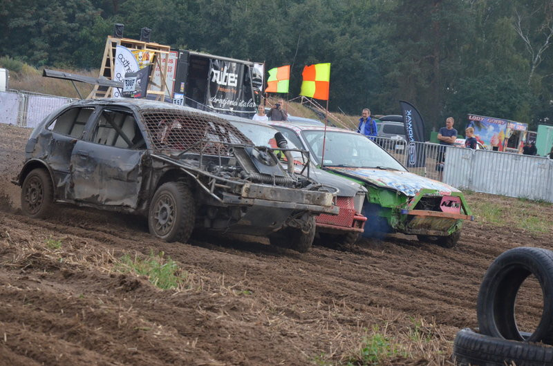 W sobotę samochody, w niedzielę biegacze (zdjęcia)