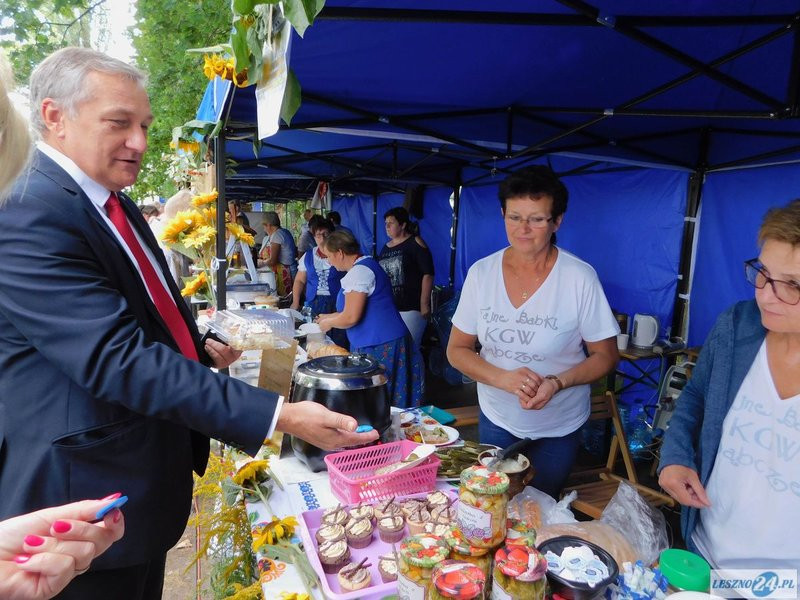 Piknikowo, smacznie i wesoło (zdjęcia)