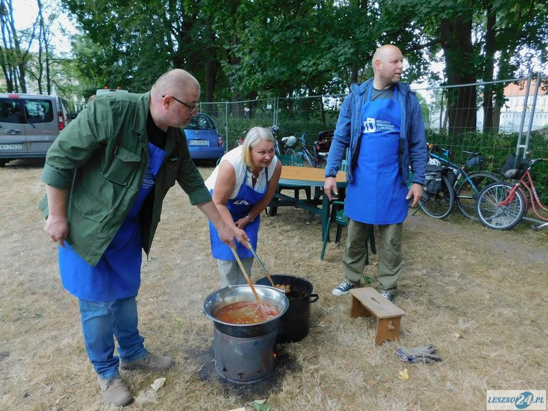 Piknikowo, smacznie i wesoło (zdjęcia)