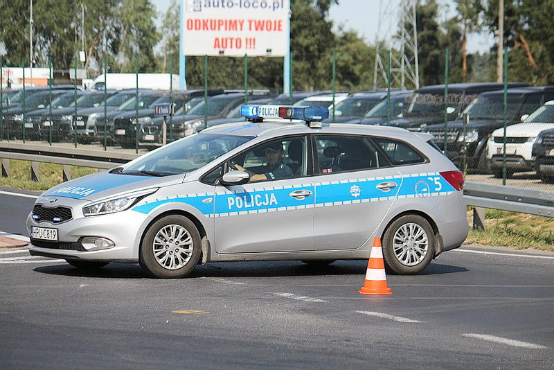 Ciężarówką w auto z 5-osobową rodziną (zdjęcia!!!)