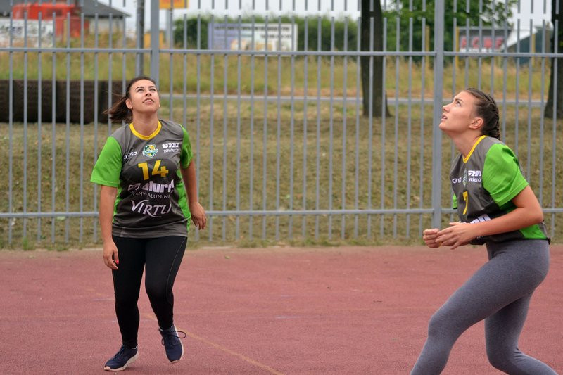 W Garzynie grali w siatkówkę (zdjęcia)
