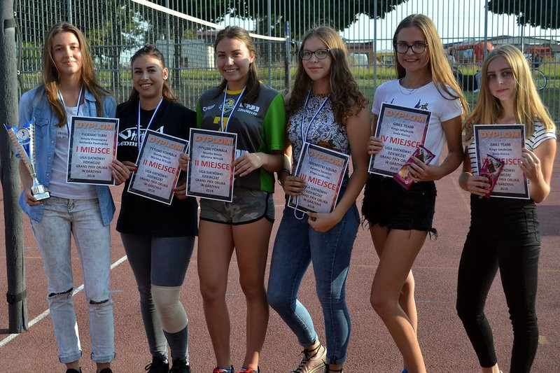 W Garzynie grali w siatkówkę (zdjęcia)