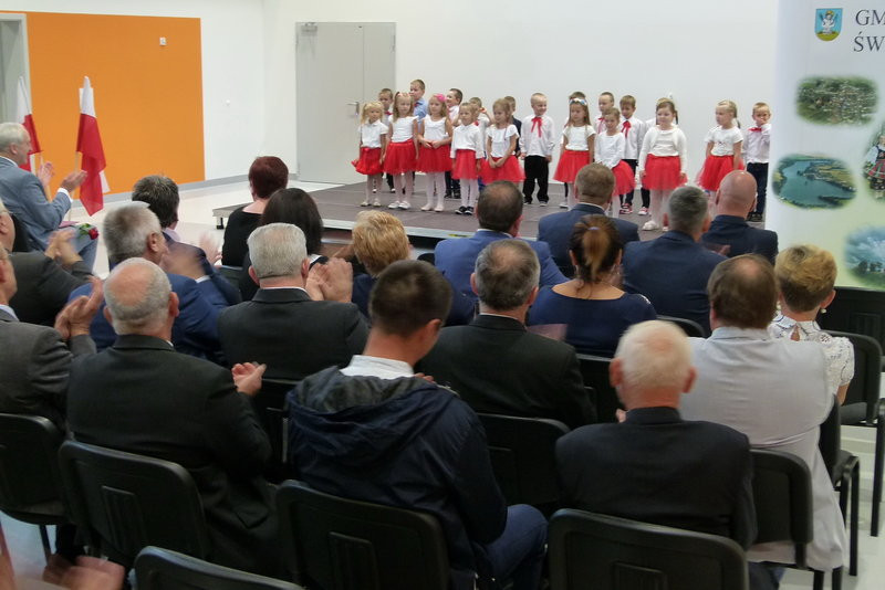 Pierwsze tańce w święciechowskim przedszkolu (zdjęcia)