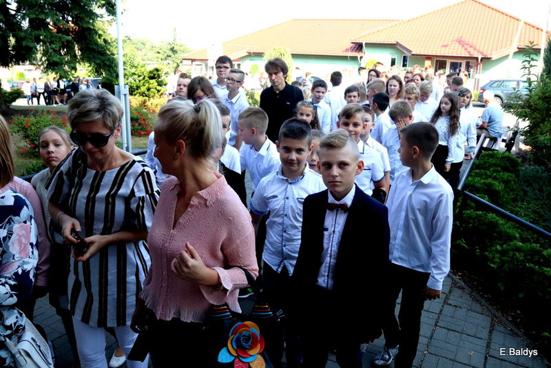Inauguracja roku szkolnego w cieniu żałoby (zdjęcia)