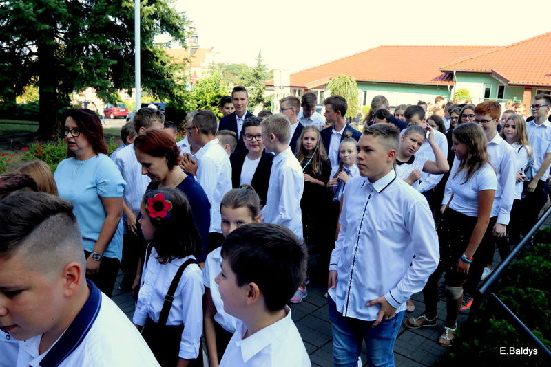 Inauguracja roku szkolnego w cieniu żałoby (zdjęcia)