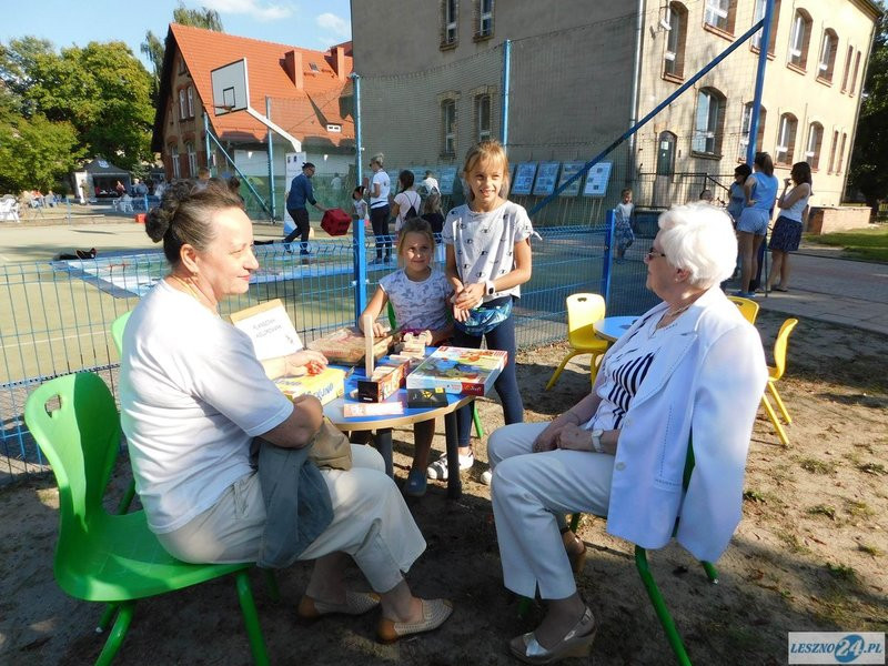 Zaborowo z książkami (zdjęcia)
