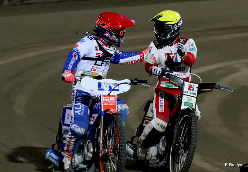 Znów wygrali, są w finale! (zjęcia)