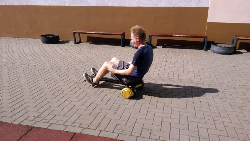 Młodzież w roli odkrywców (kilka zdjęć)