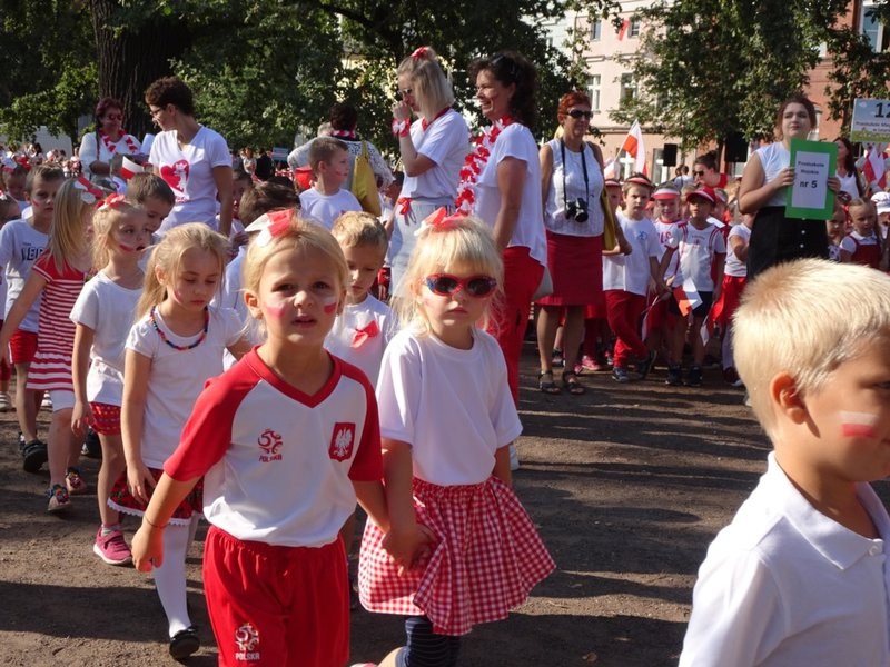 Dziś Lesznem rządzą przedszkolaki (zdjęcia)