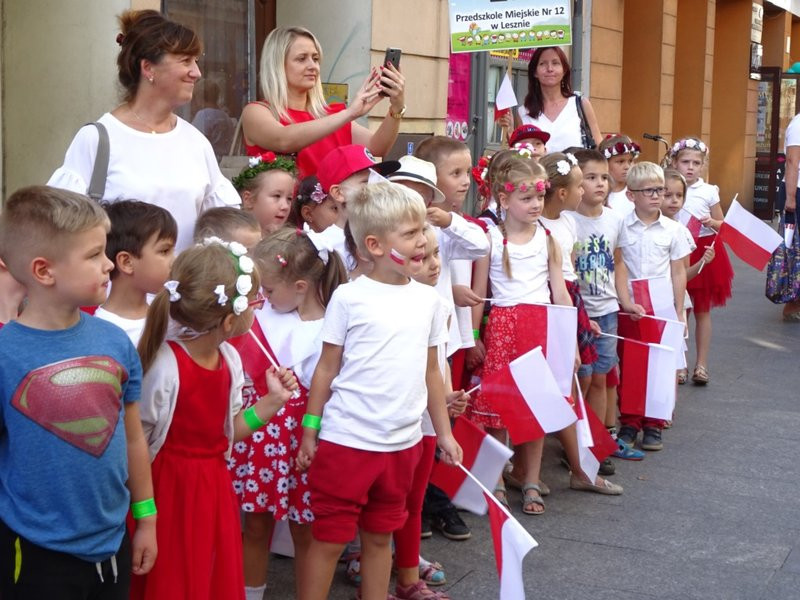 Dziś Lesznem rządzą przedszkolaki (zdjęcia)