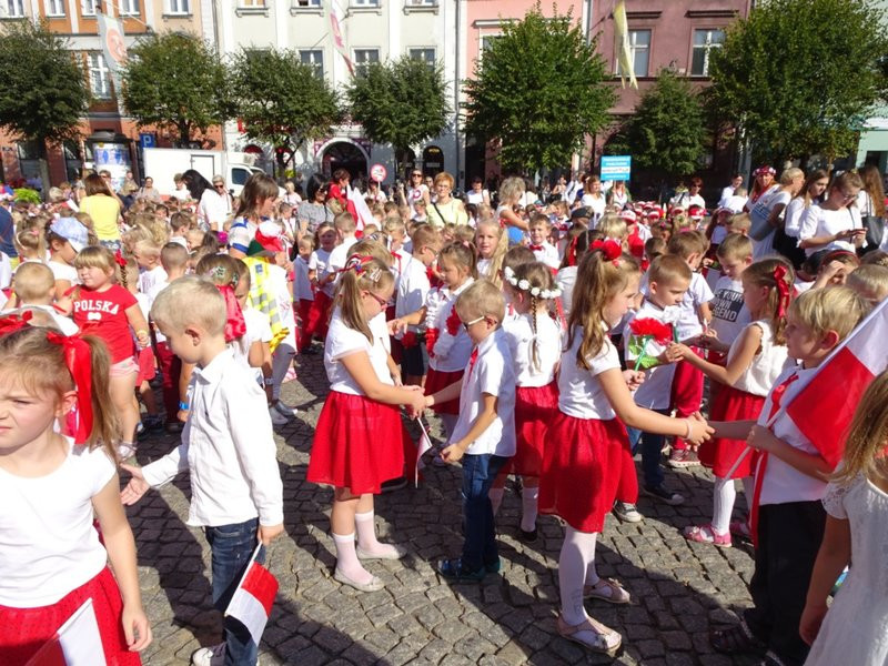 Dziś Lesznem rządzą przedszkolaki (zdjęcia)