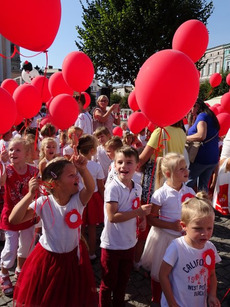 Dziś Lesznem rządzą przedszkolaki (zdjęcia)