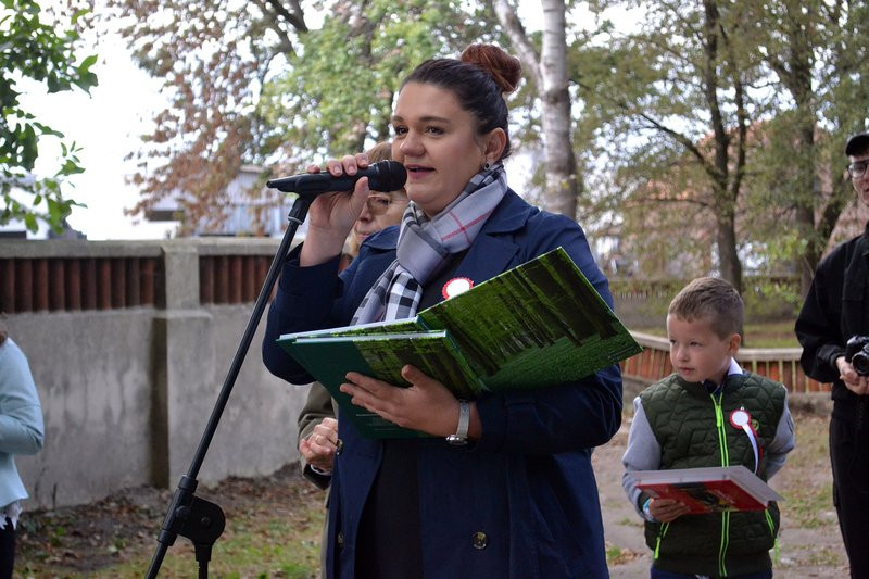 Cis dla powstańców posadzono w Mierzejewie (zdjęcia)