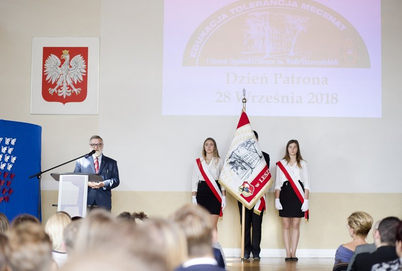 Prawdziwie akademickie liceum (zdjęcia)