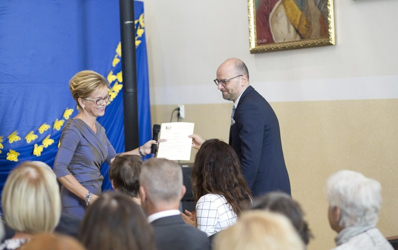 Prawdziwie akademickie liceum (zdjęcia)