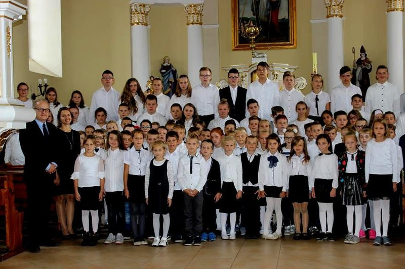 Zaśpiewali hymn i Rotę. Konkursowo!