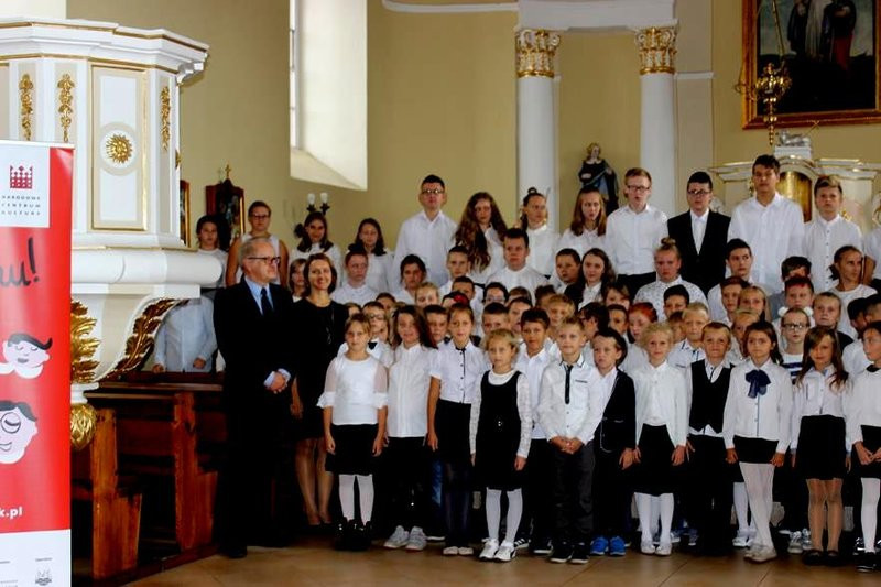 Zaśpiewali hymn i Rotę. Konkursowo!