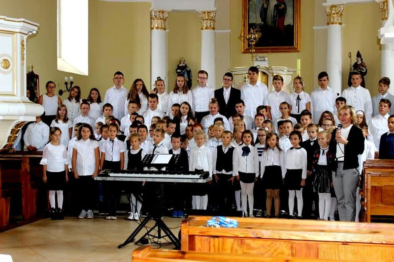 Zaśpiewali hymn i Rotę. Konkursowo!