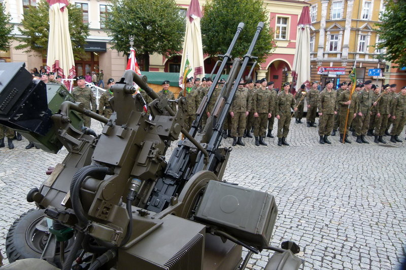 Pamiątkowa płyta dla przeciwlotników (zdjęcia)