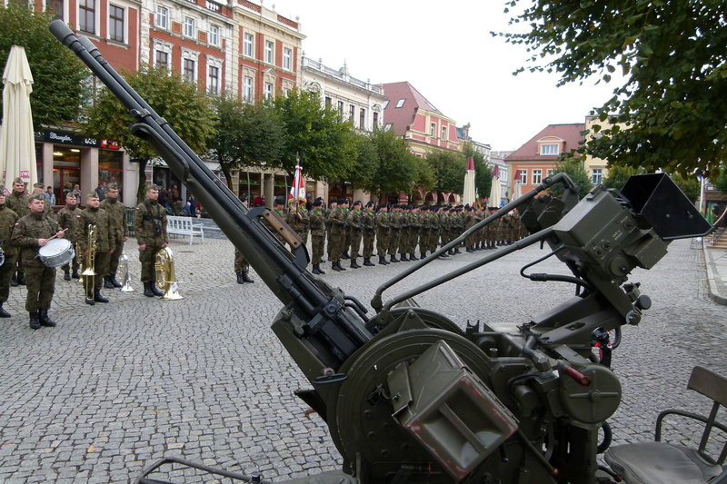 Pamiątkowa płyta dla przeciwlotników (zdjęcia)