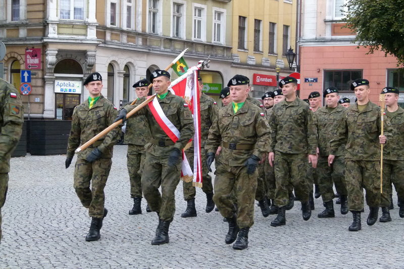 Pamiątkowa płyta dla przeciwlotników (zdjęcia)
