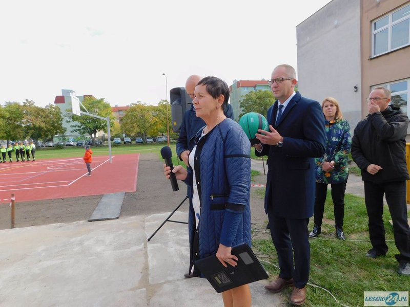 Boisko przy SP12 otwarte (zdjęcia)