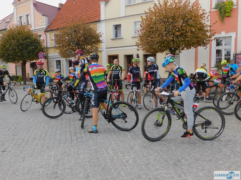 100 kilometrów na 100. rocznicę (zdjęcia)