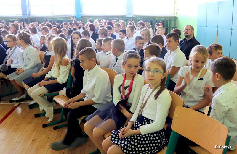 Dzień Nauczyciela w Osiecznej (zdjęcia)