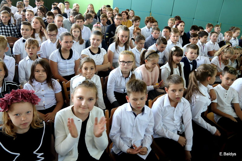 Dzień Nauczyciela w Osiecznej (zdjęcia)