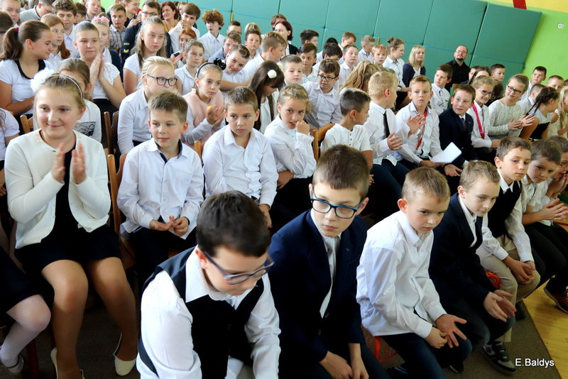 Dzień Nauczyciela w Osiecznej (zdjęcia)