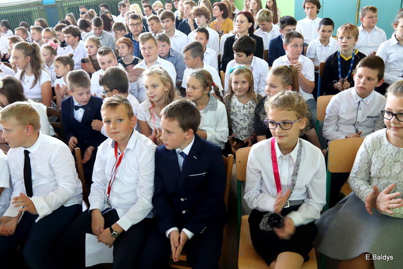 Dzień Nauczyciela w Osiecznej (zdjęcia)