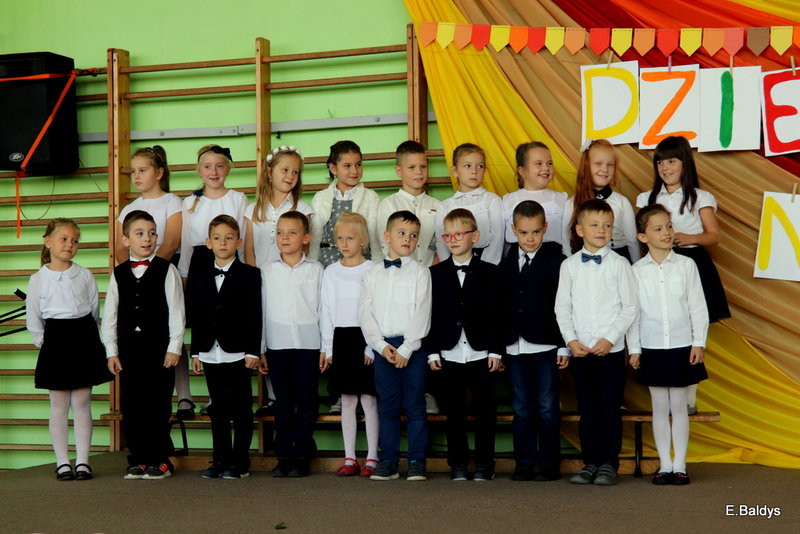 Dzień Nauczyciela w Osiecznej (zdjęcia)