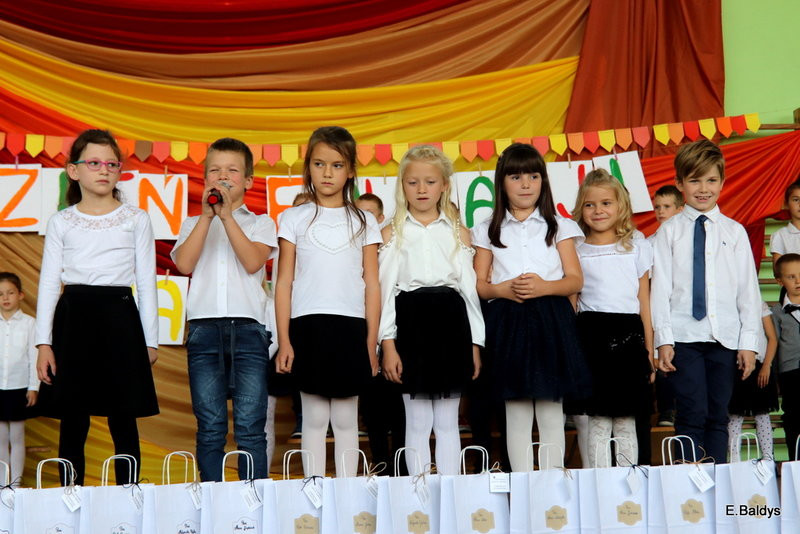 Dzień Nauczyciela w Osiecznej (zdjęcia)